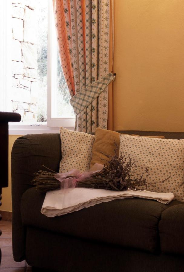 Uliveto Saglietto Agriturismo A Poggi Apartments Imperia Eksteriør billede