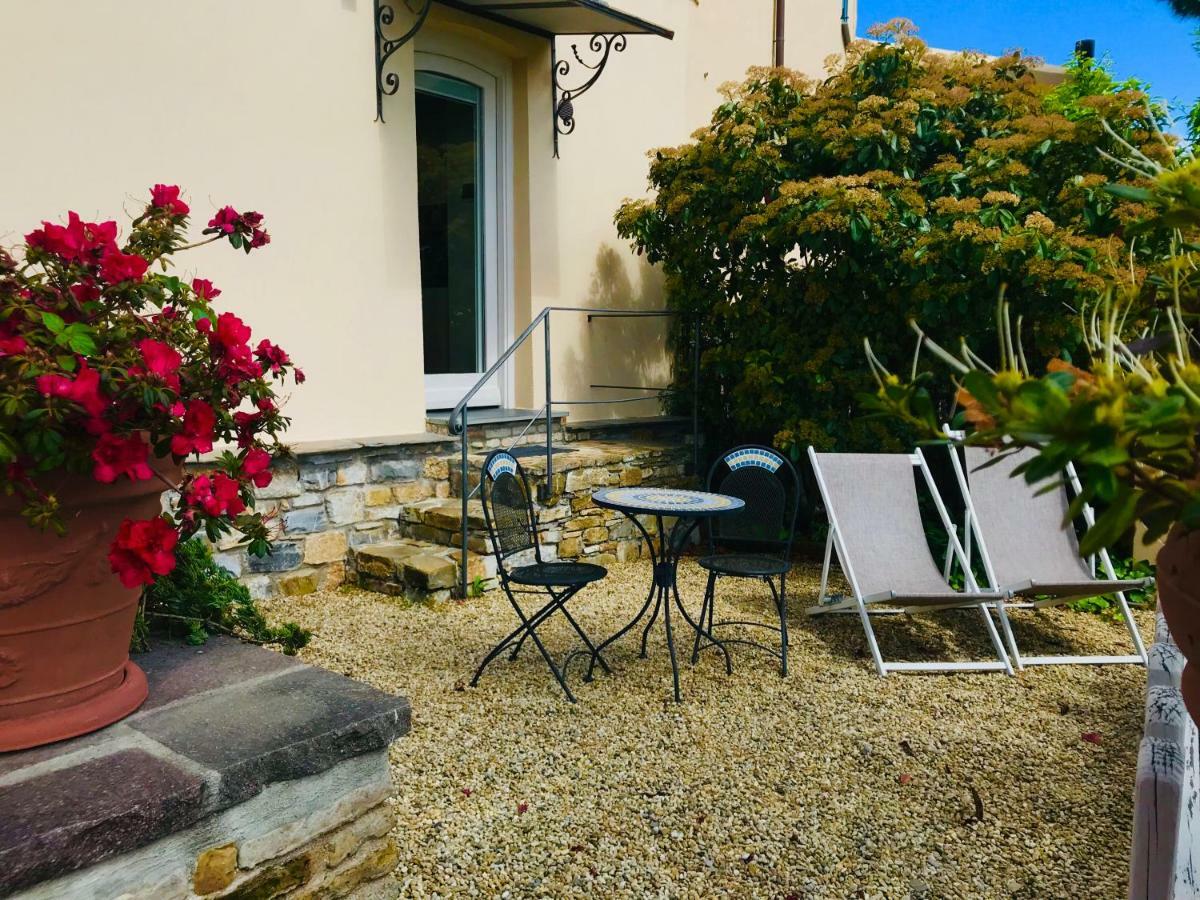 Uliveto Saglietto Agriturismo A Poggi Apartments Imperia Eksteriør billede